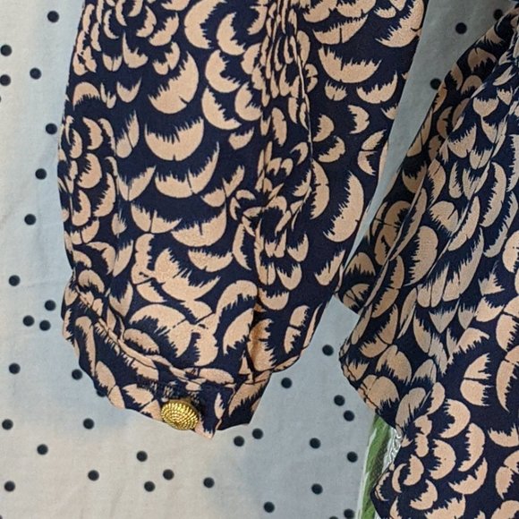 Forever 21 Floral Top - Size S/P - Picture 7 of 8